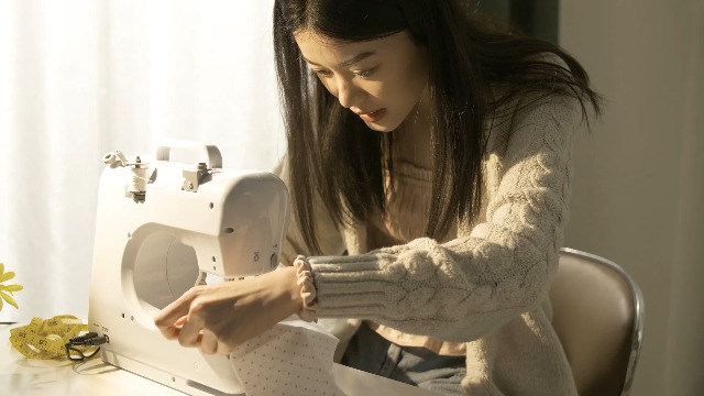 Best Choice Products Compact Sewing Machine, 42-Piece